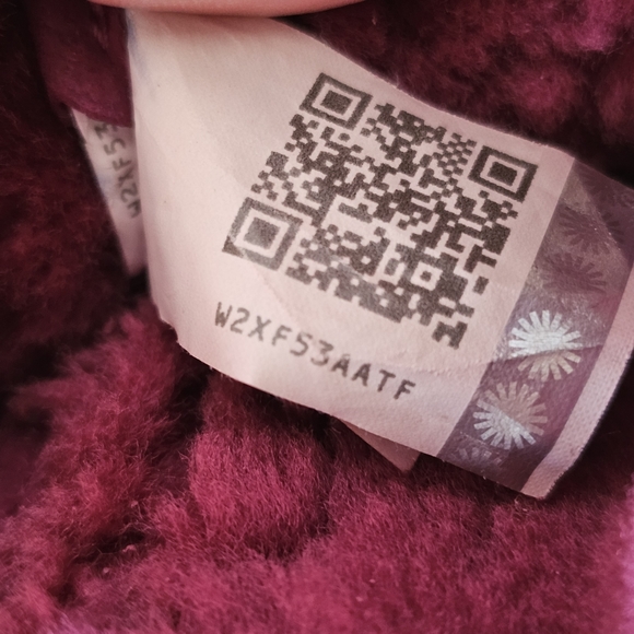 UGG Kristin Fuchsia Suede Wedge Boot - Picture 5 of 9